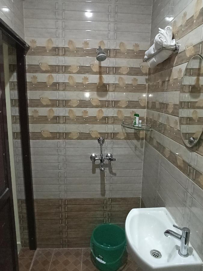 Saraswati Palace Waranasi Zewnętrze zdjęcie