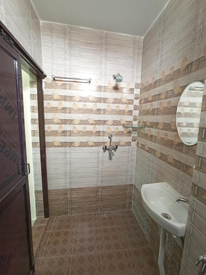 Saraswati Palace Waranasi Zewnętrze zdjęcie