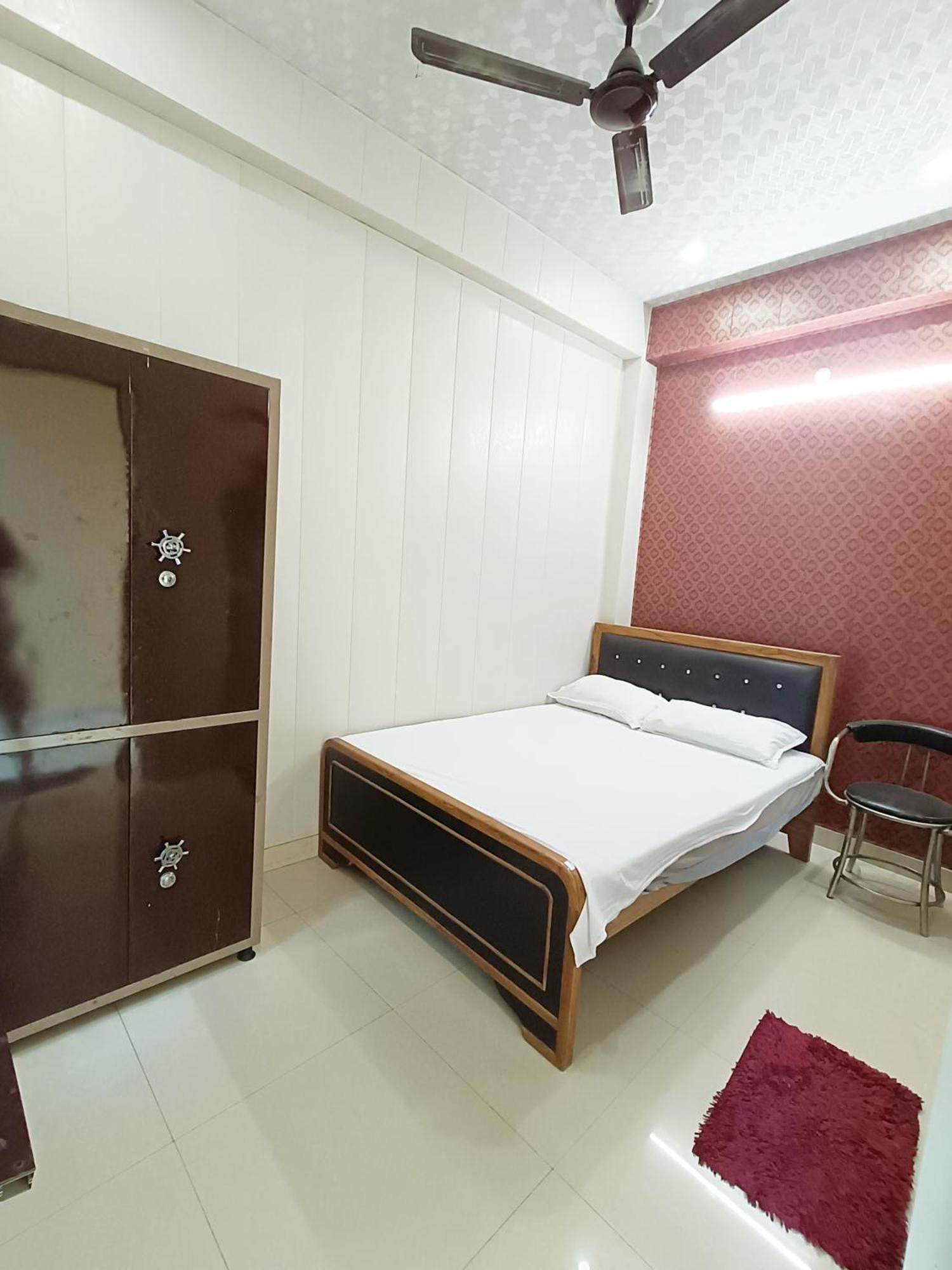 Saraswati Palace Waranasi Zewnętrze zdjęcie